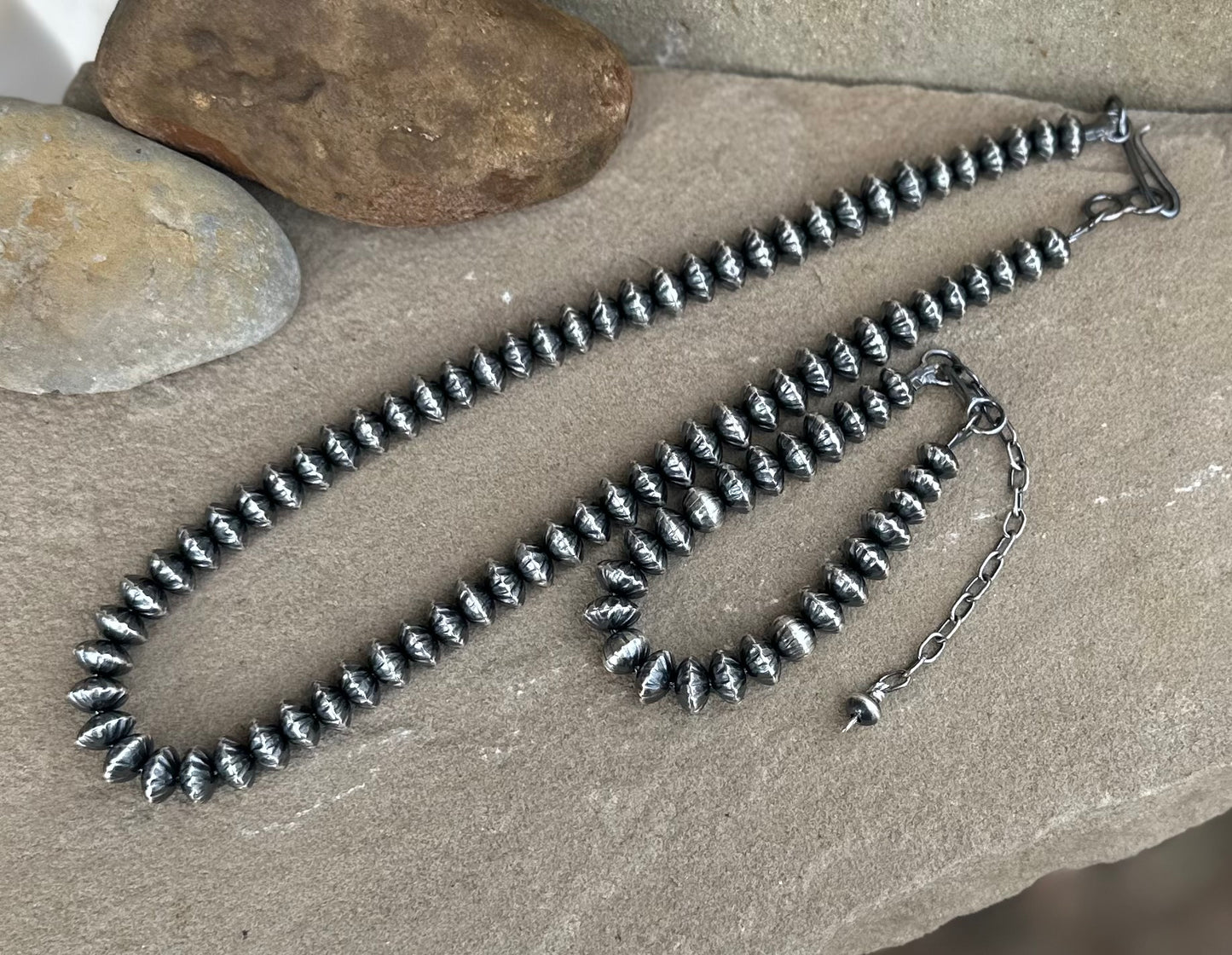 Handmade fluted pearl necklace (18 1/4)