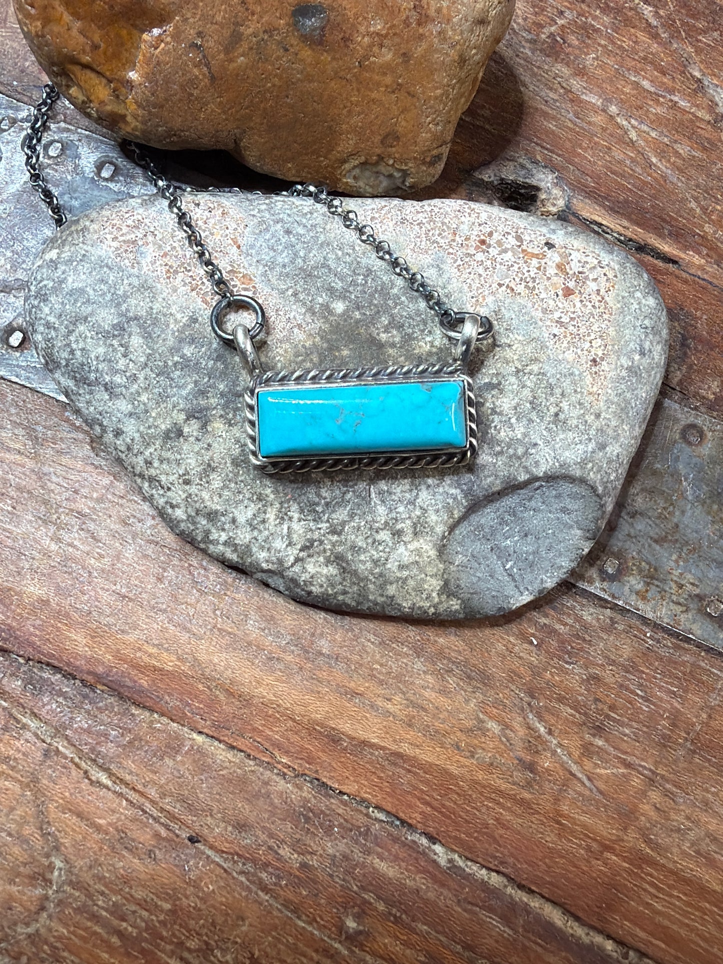 danyelle-mini bar necklace 17 inch