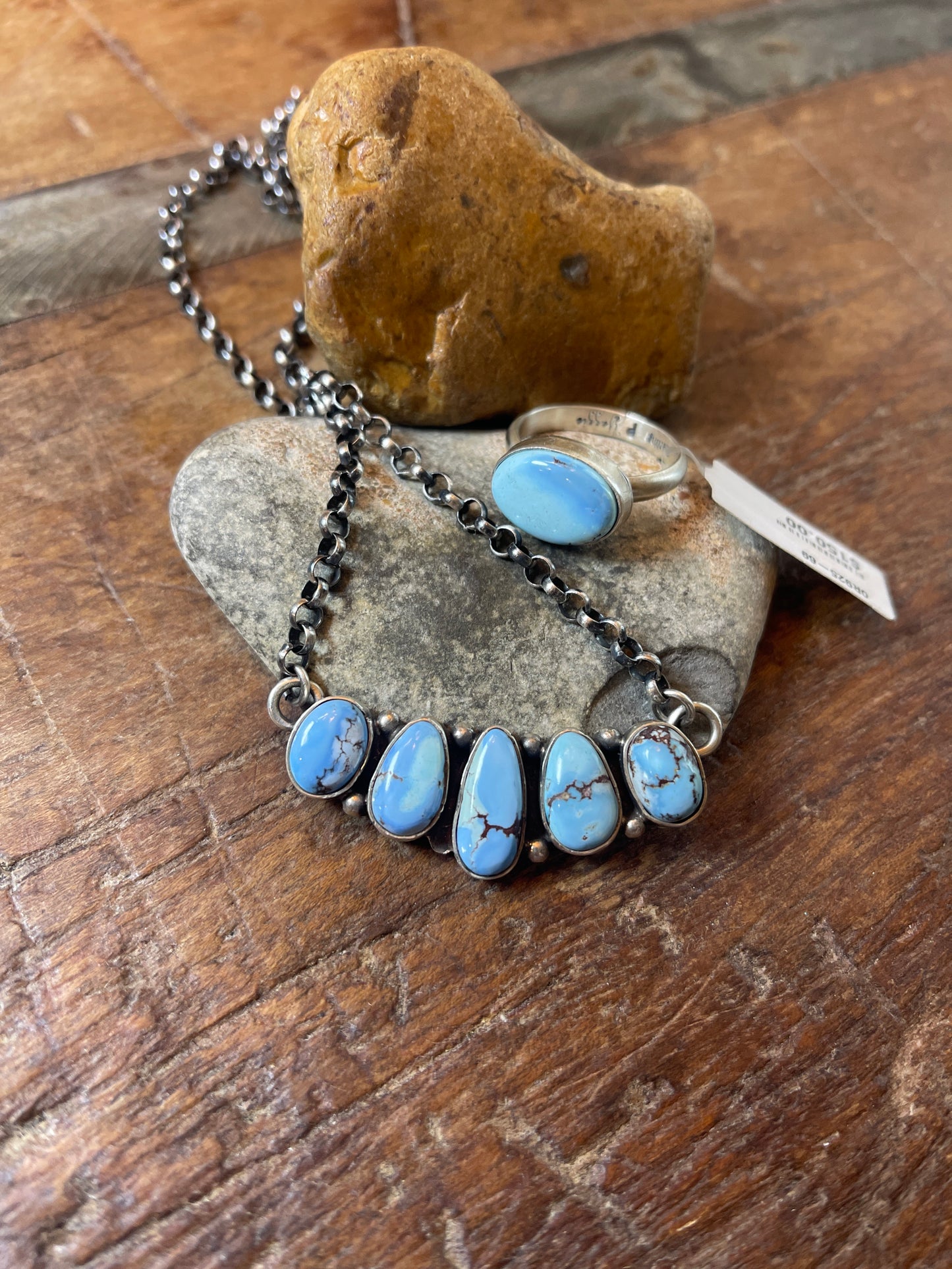 Robin- 2 item listing