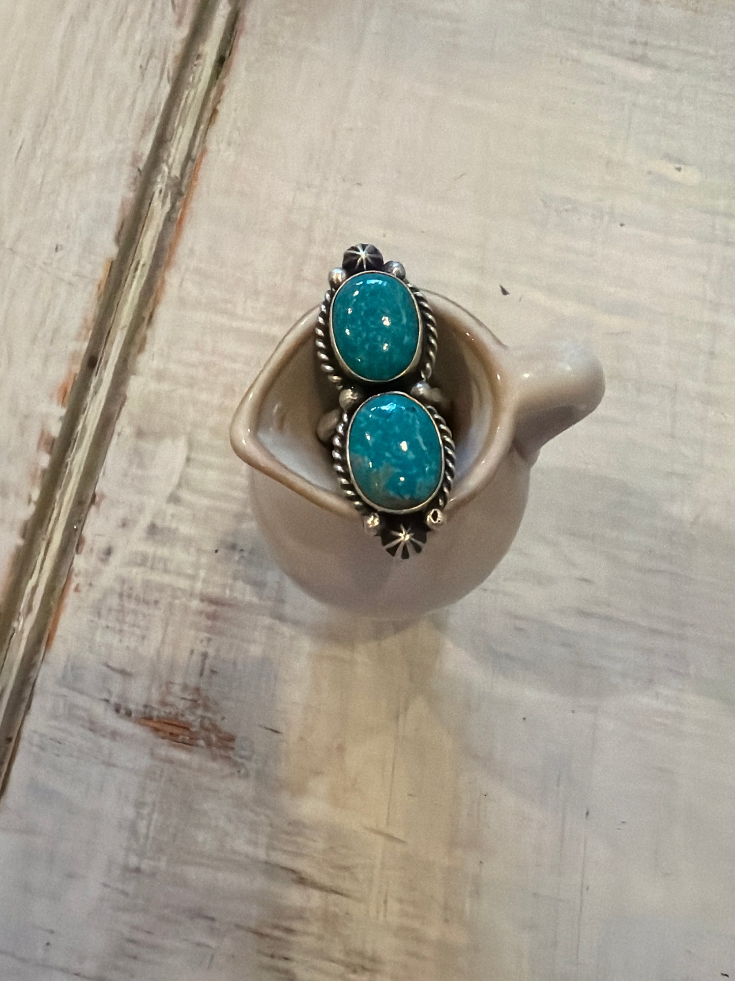 Bec 2 stone adjustable ring
