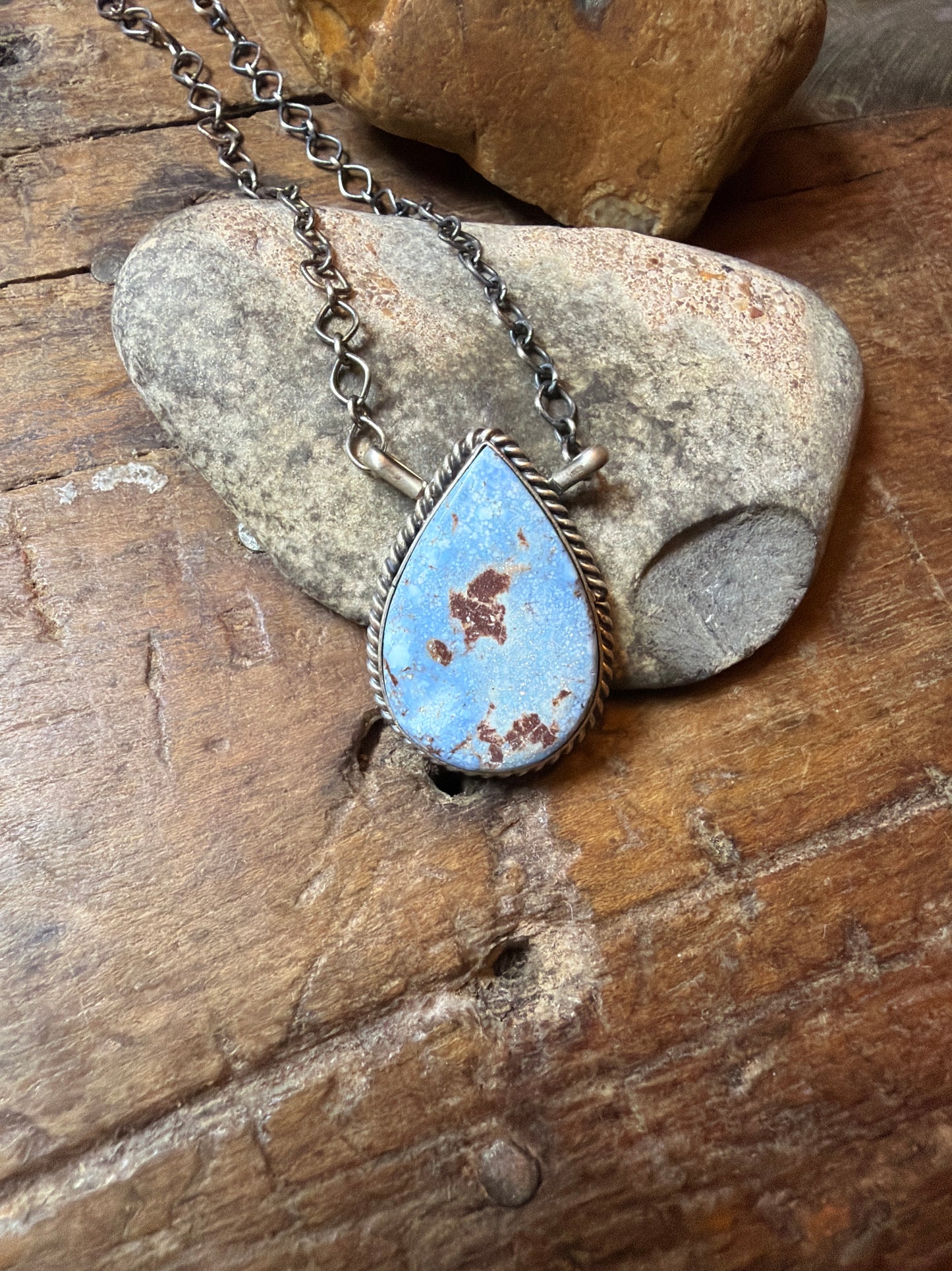 bonnie-golden hills necklace 19 3/8