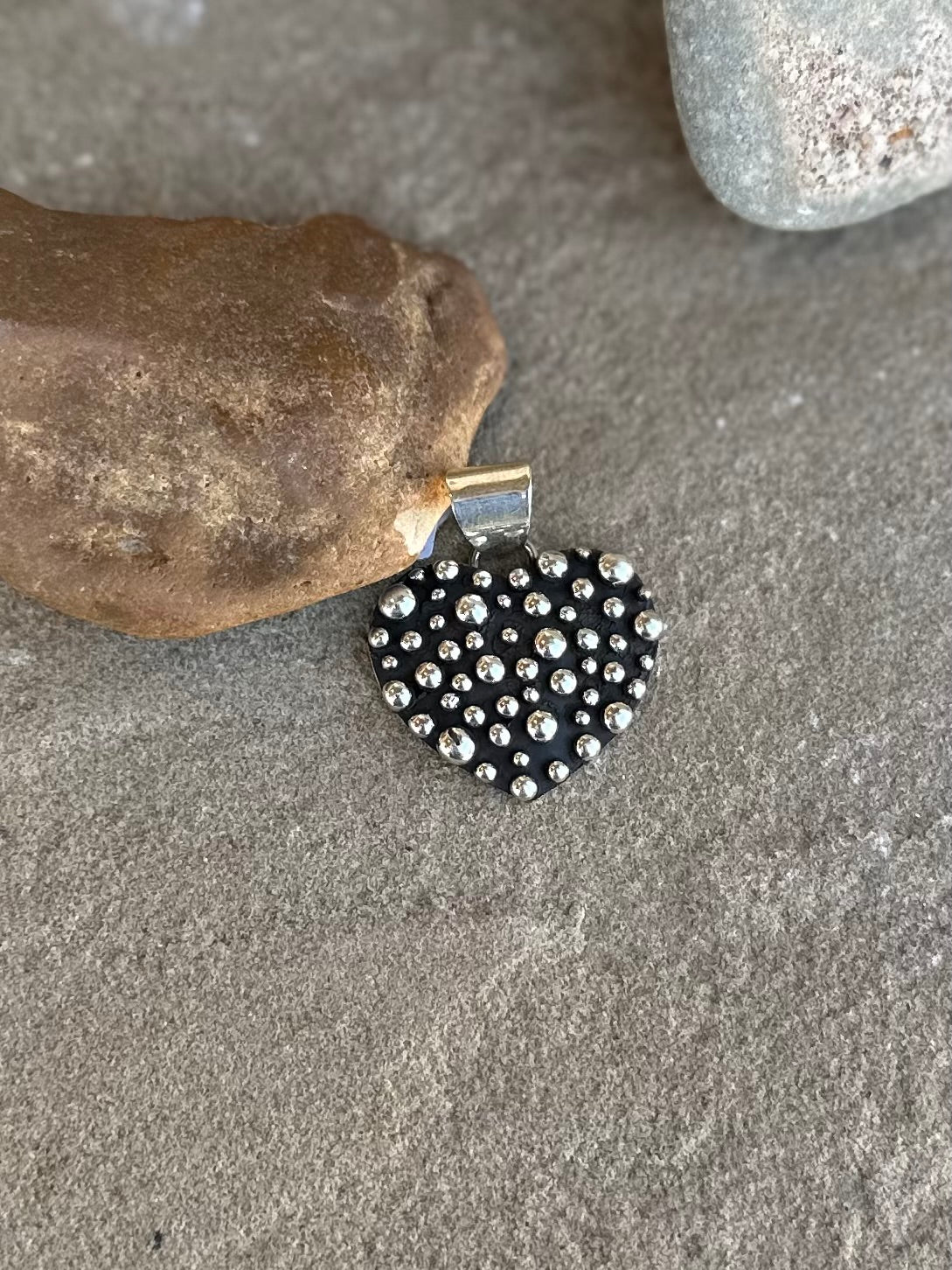 Dot heart pendant