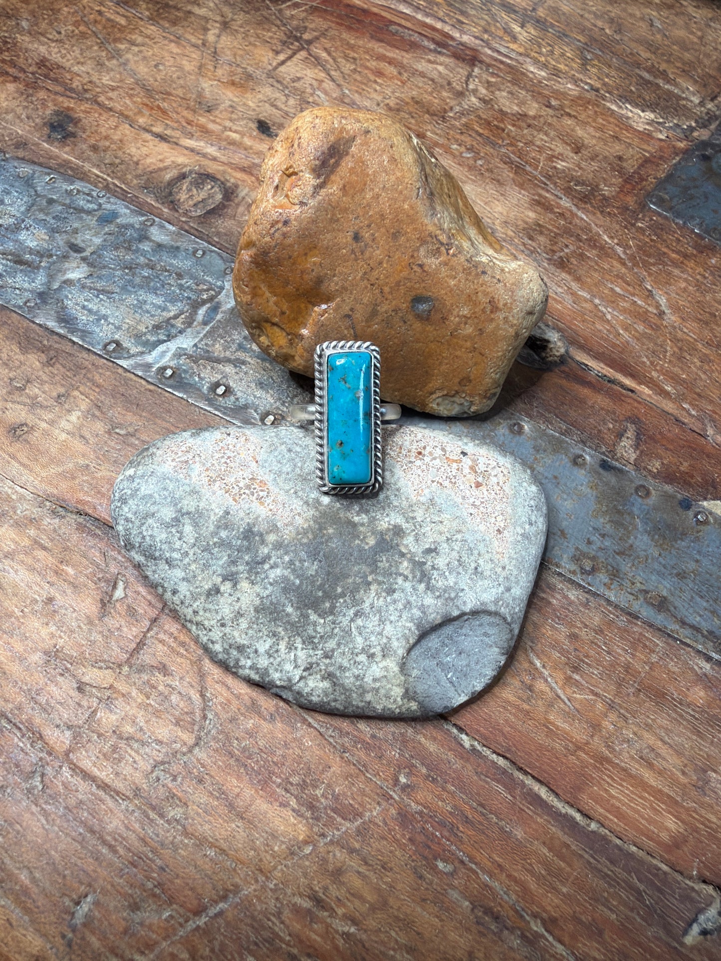 shelly-adjustable ring
