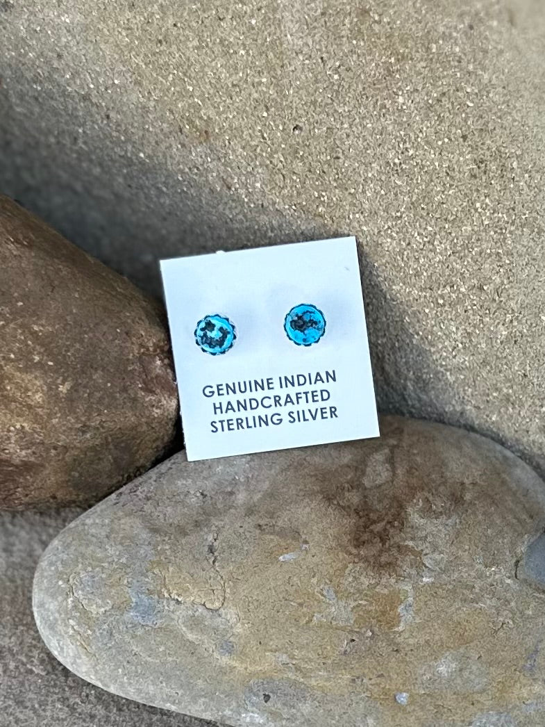 Turquoise studs A