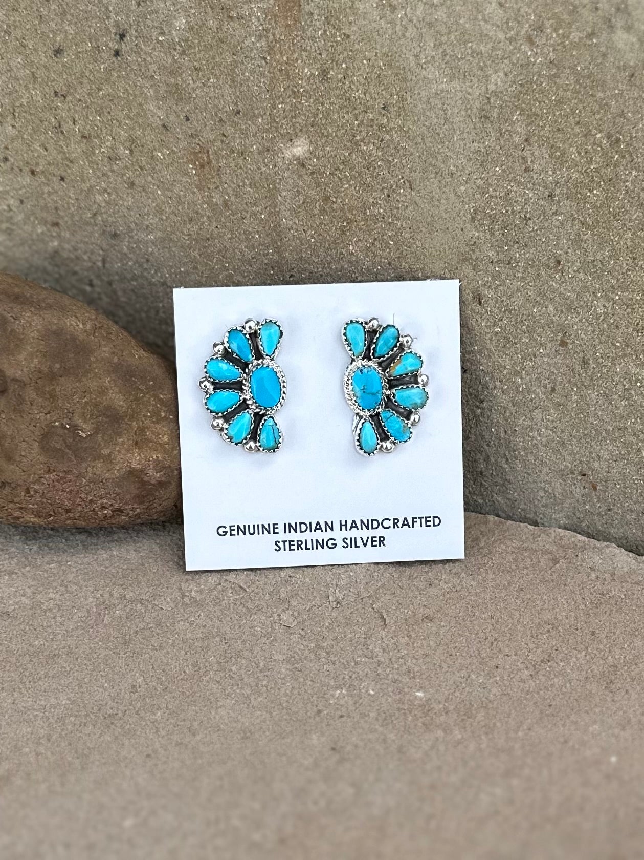 Half cluster earrings