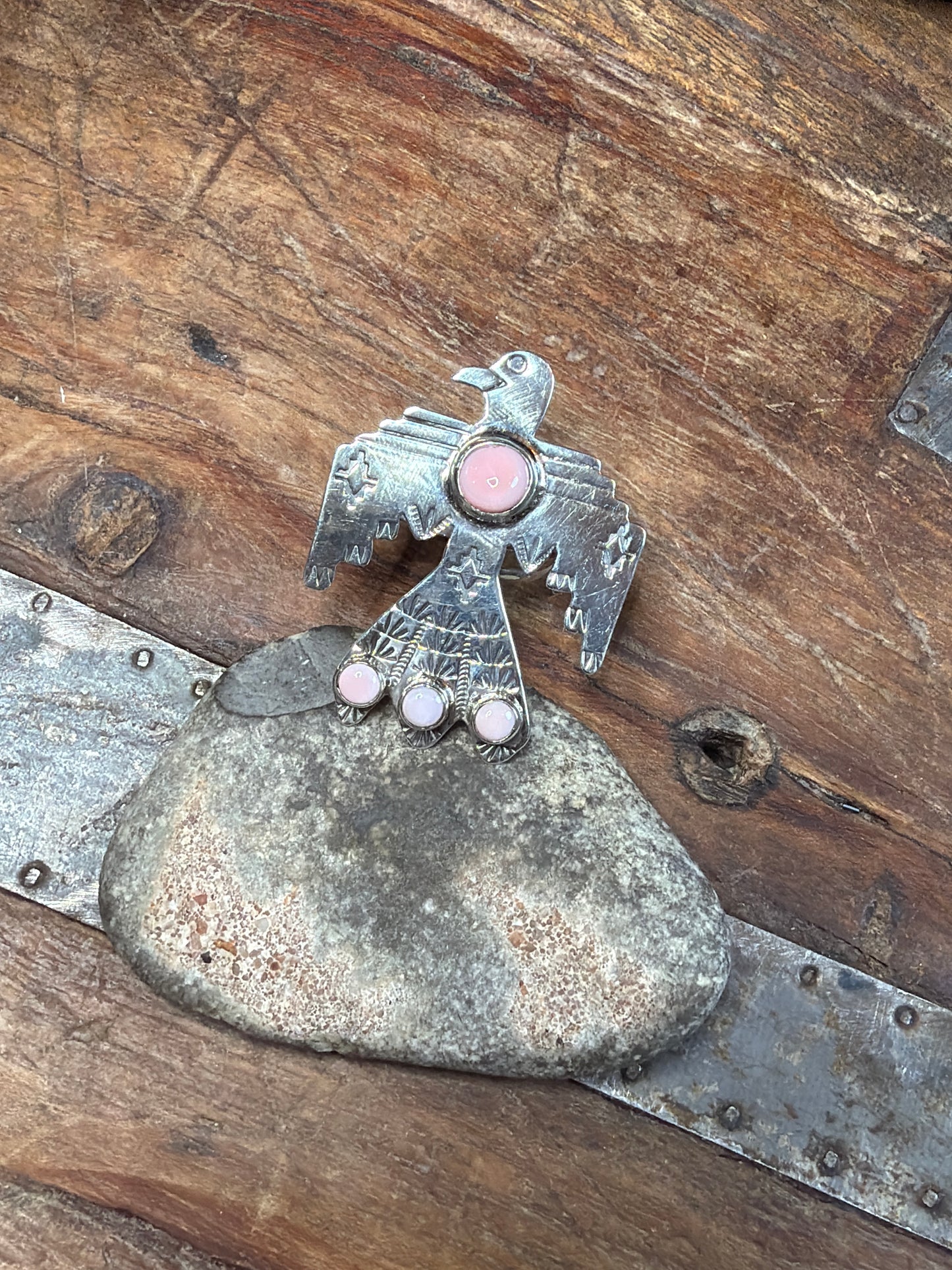 Ms voich adjustable Thunderbird ring with pink conch