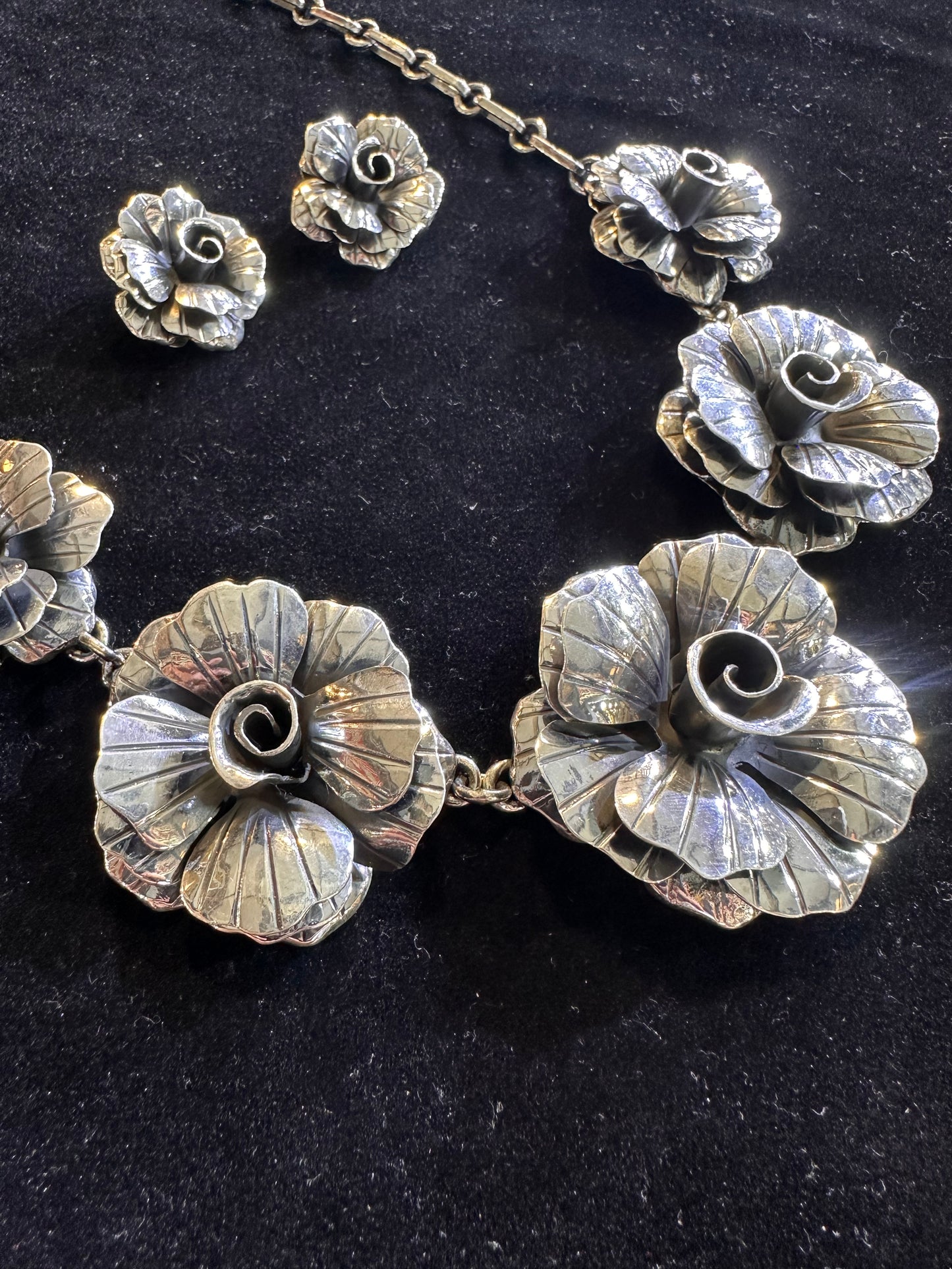 Federico Jimenez gorgeous rose statement necklace
