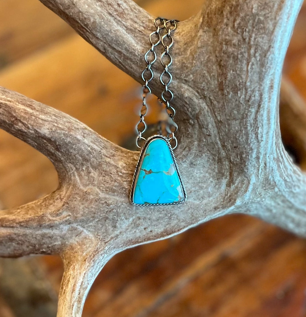 Bar necklace