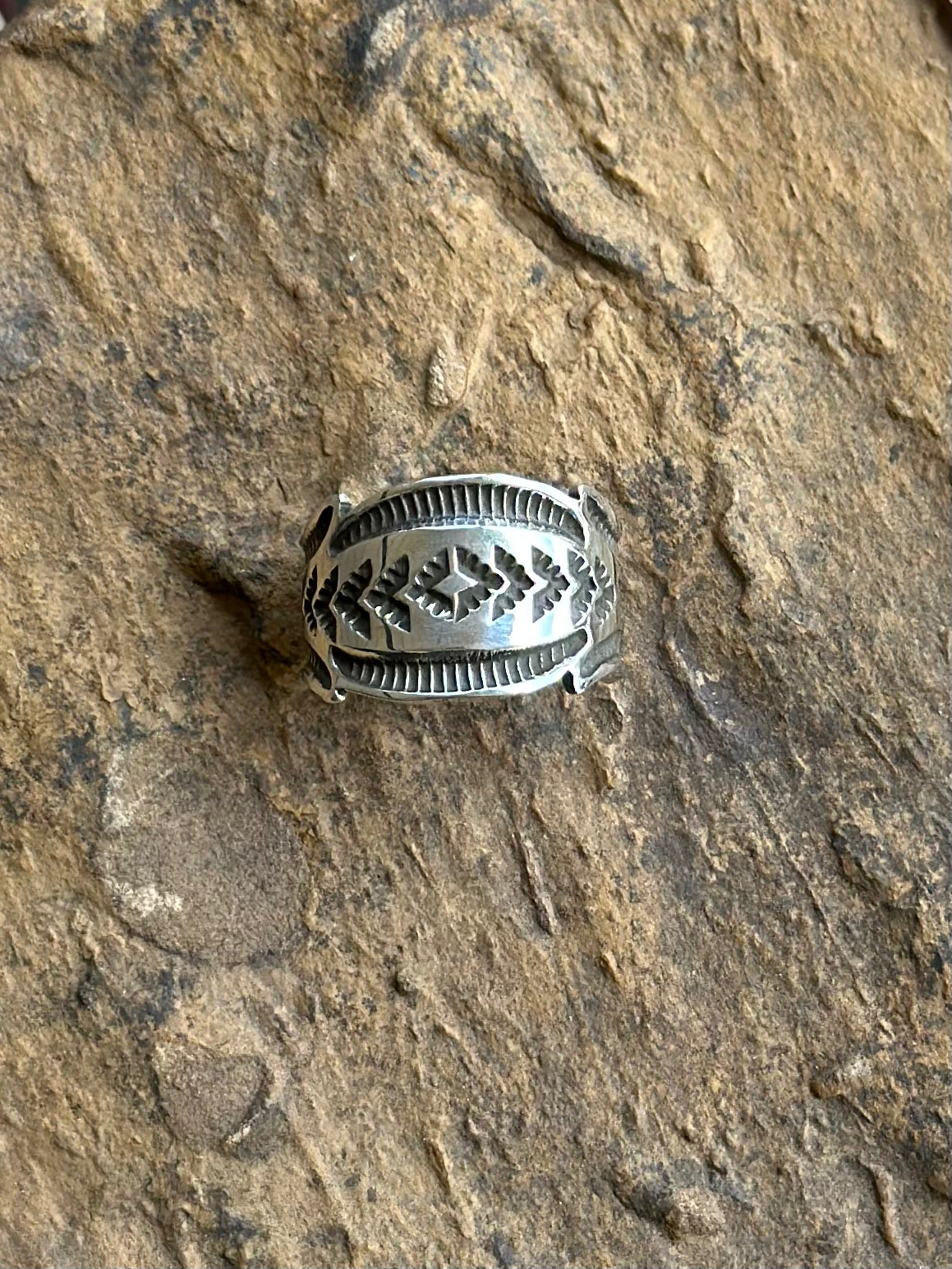 Stamped cigar band (10)