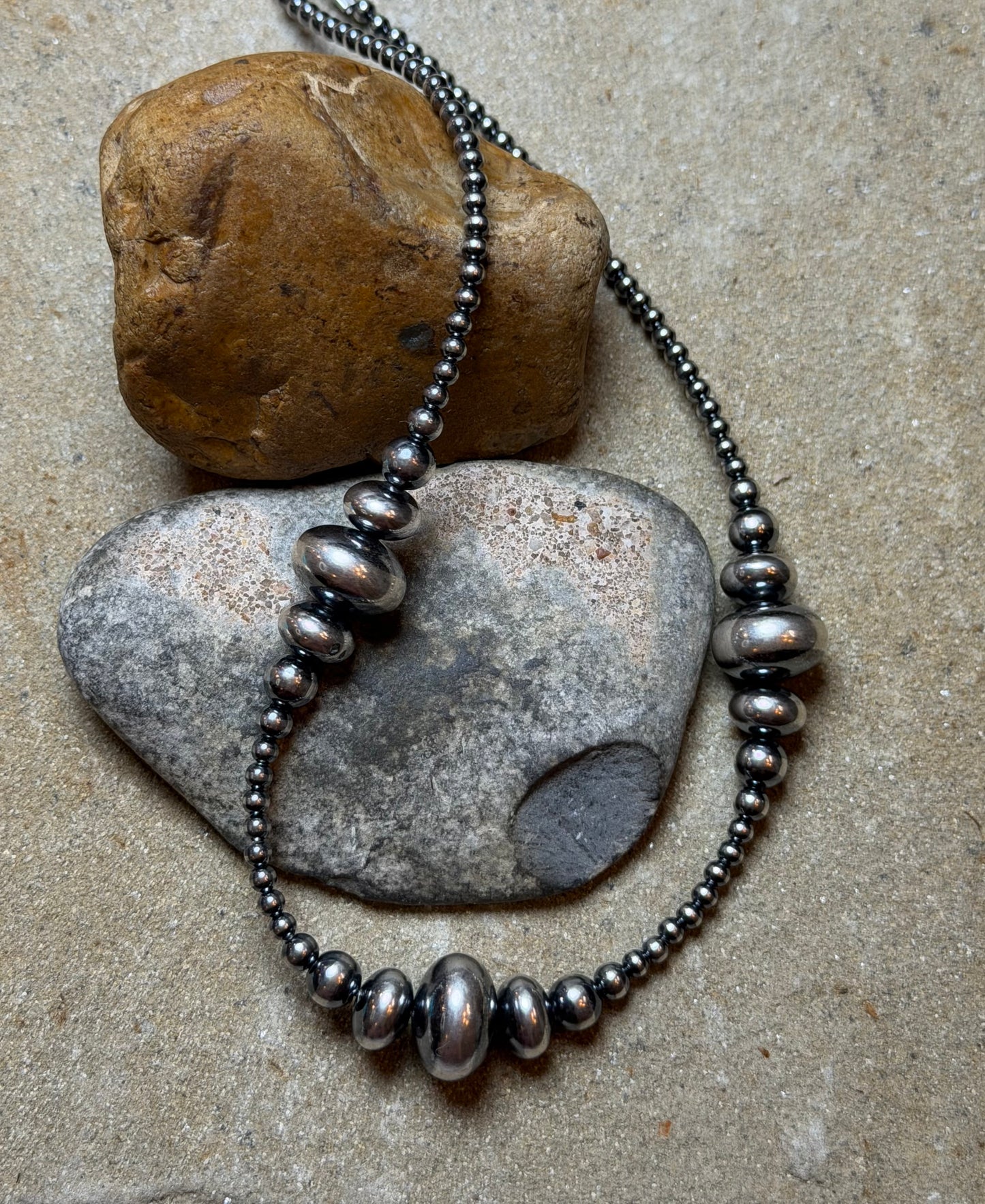 Vee - Graduated Machine Made Beaded Necklace - 14"