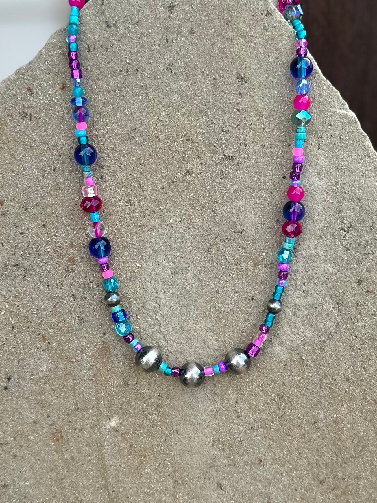 Multicolor beaded necklace 17 1/4 inch