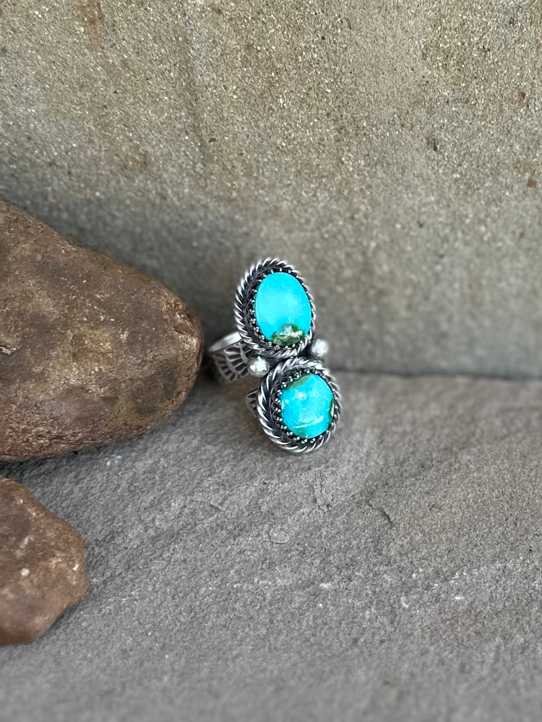 Gorgeous adjustable ring