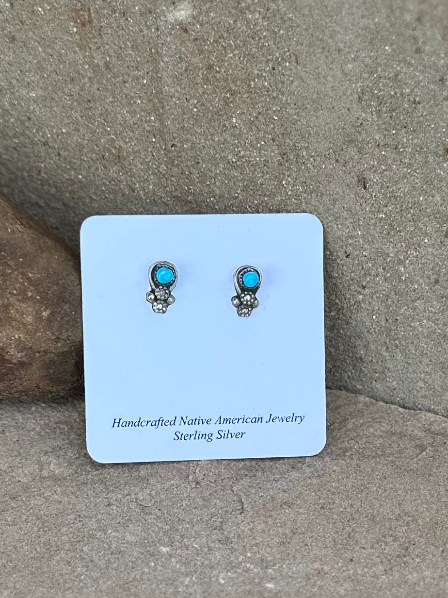 Stud earring