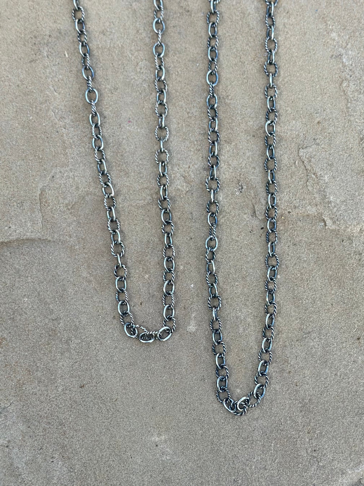 Federico Jimenez chain necklace alissa walking dogs