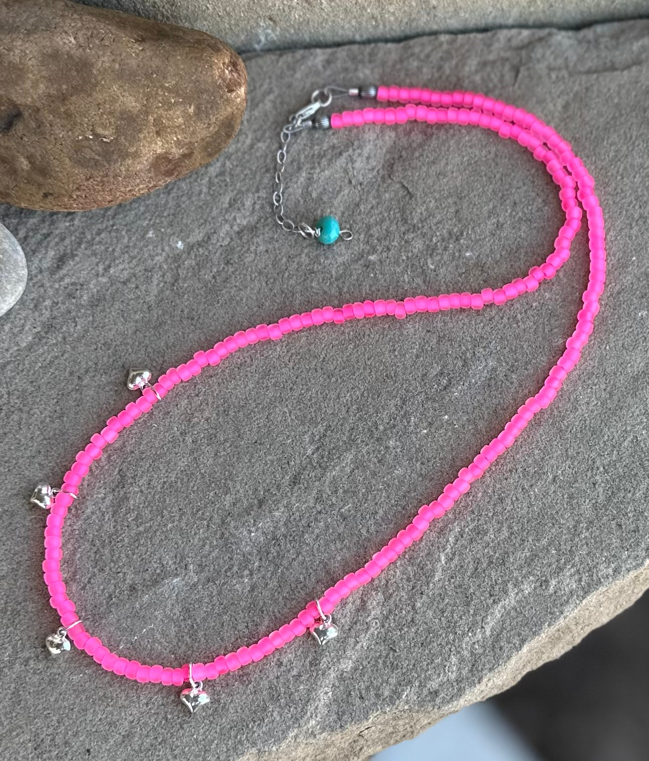Bright beautiful 3 stone bar and pink bead (also comes with pink beaded/hearts necklace)
