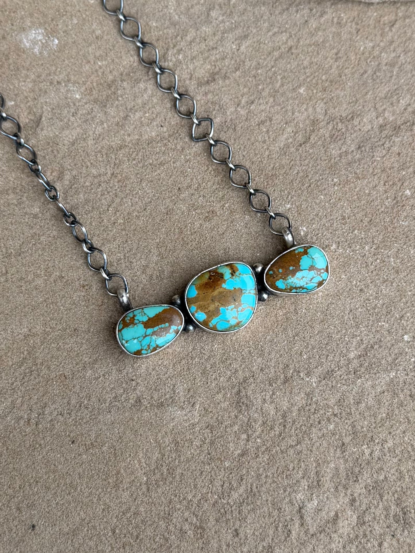 Three stone Number eight bar necklace