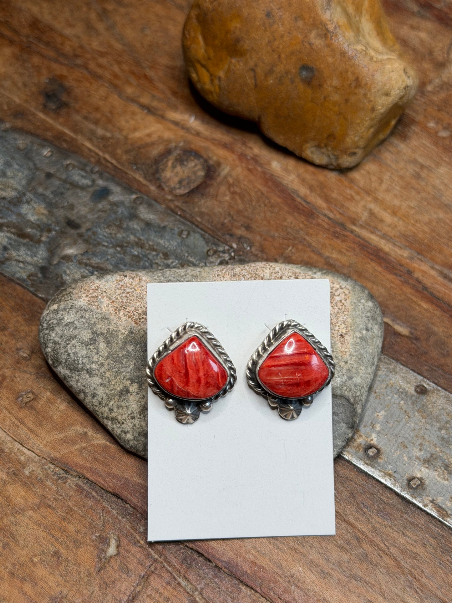 Maricela - Red Spiny Stud Earrings