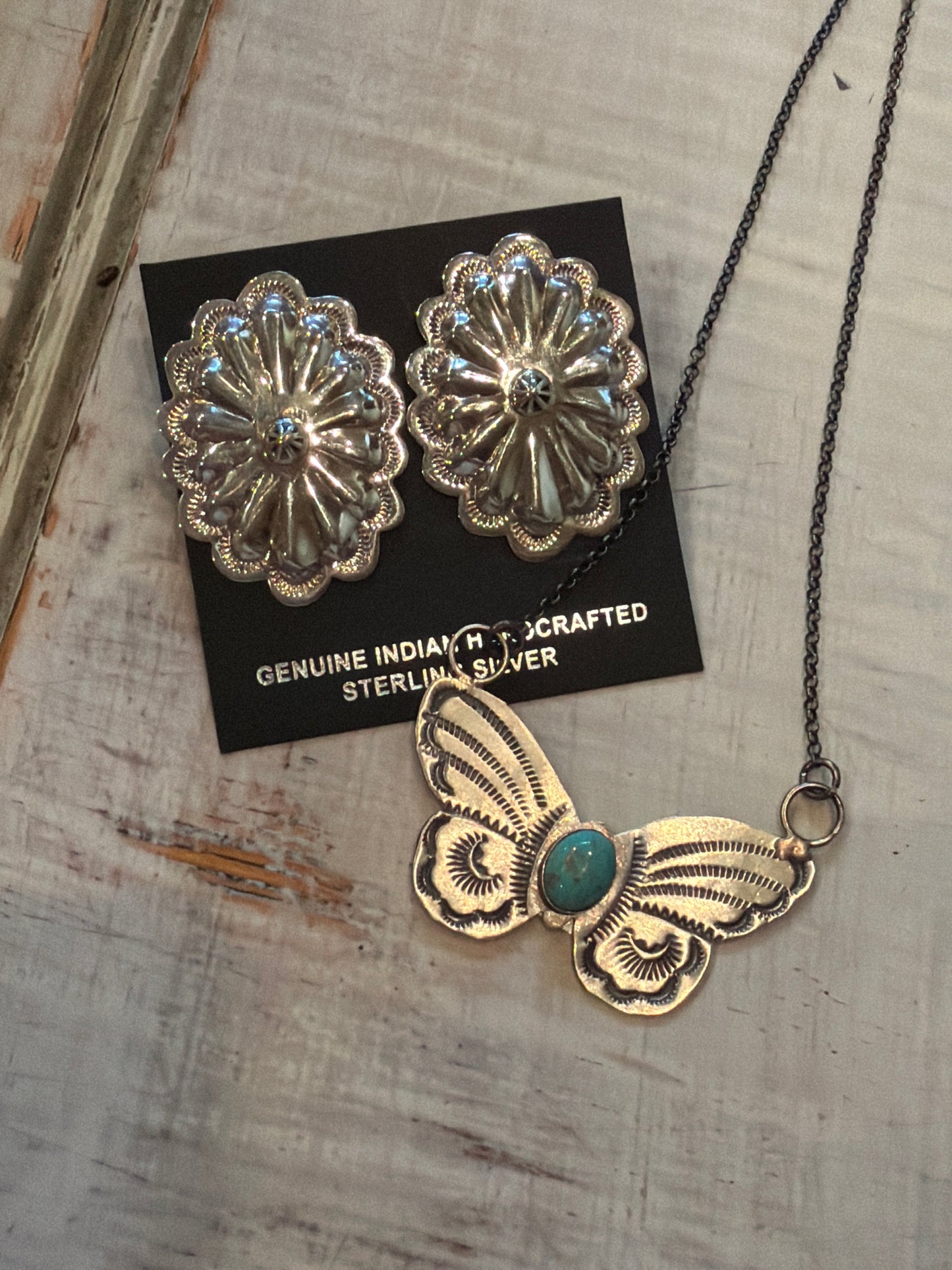 Courtney, this is a two item listing