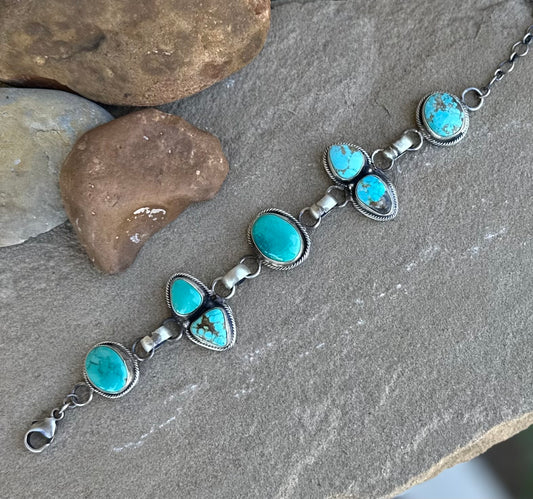 Ella bracelet (c) 9 1/2 total