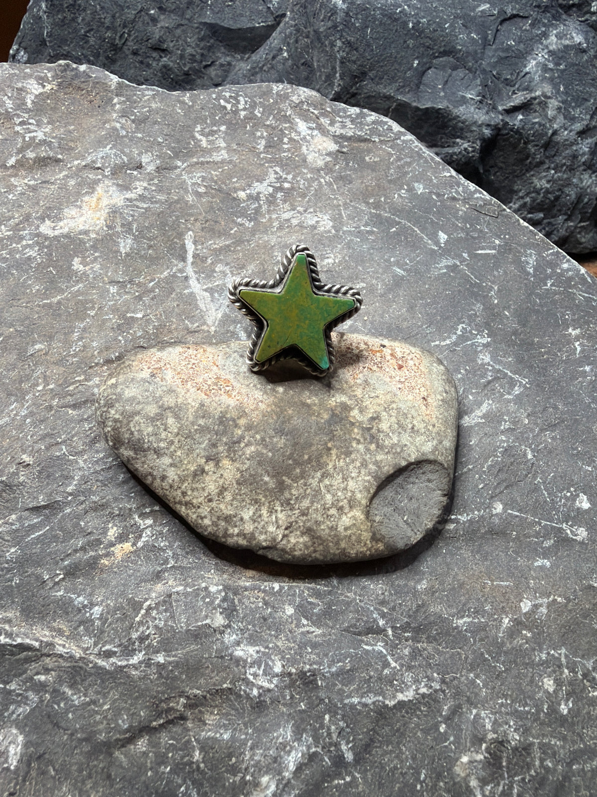 Lynnie green star adjustable ring