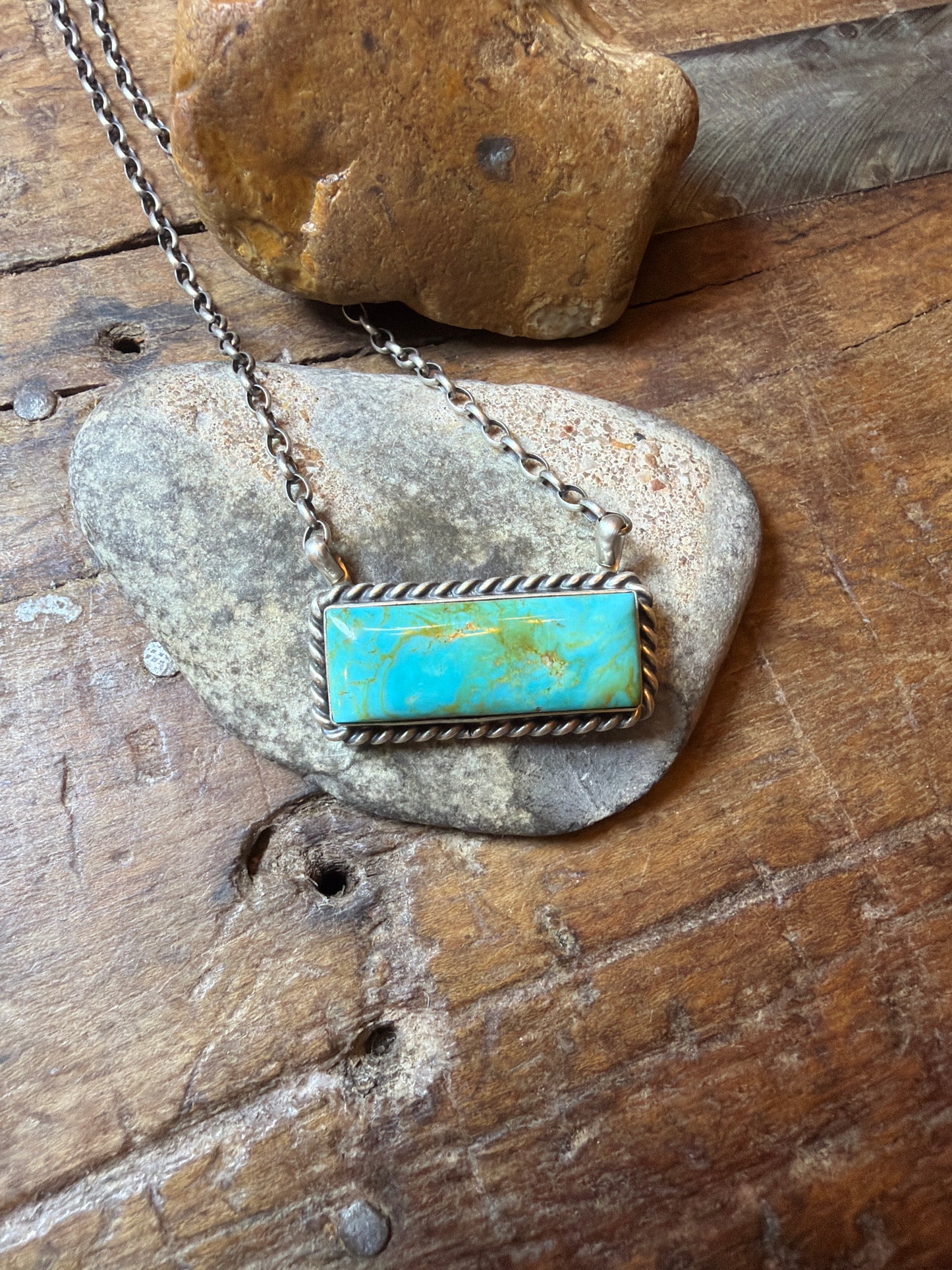 zarek-bar necklace