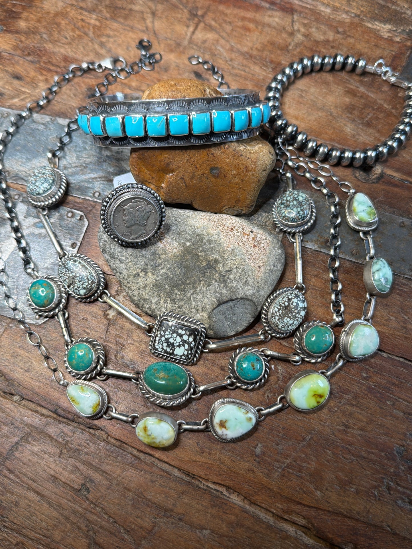 Elizabeth this listing has six items please see description for info
