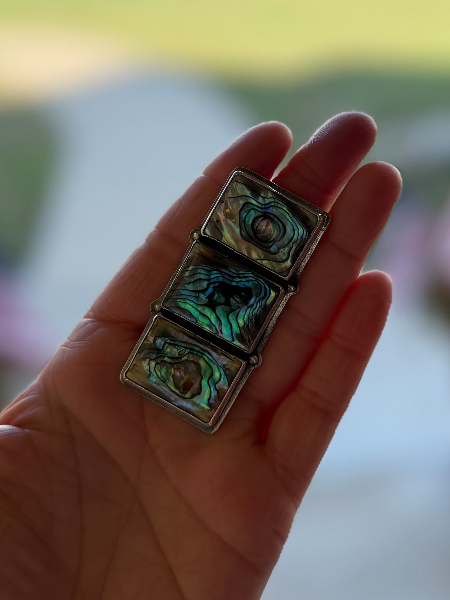 Gogo-Federico Jimenez abalone shell adjustable ring