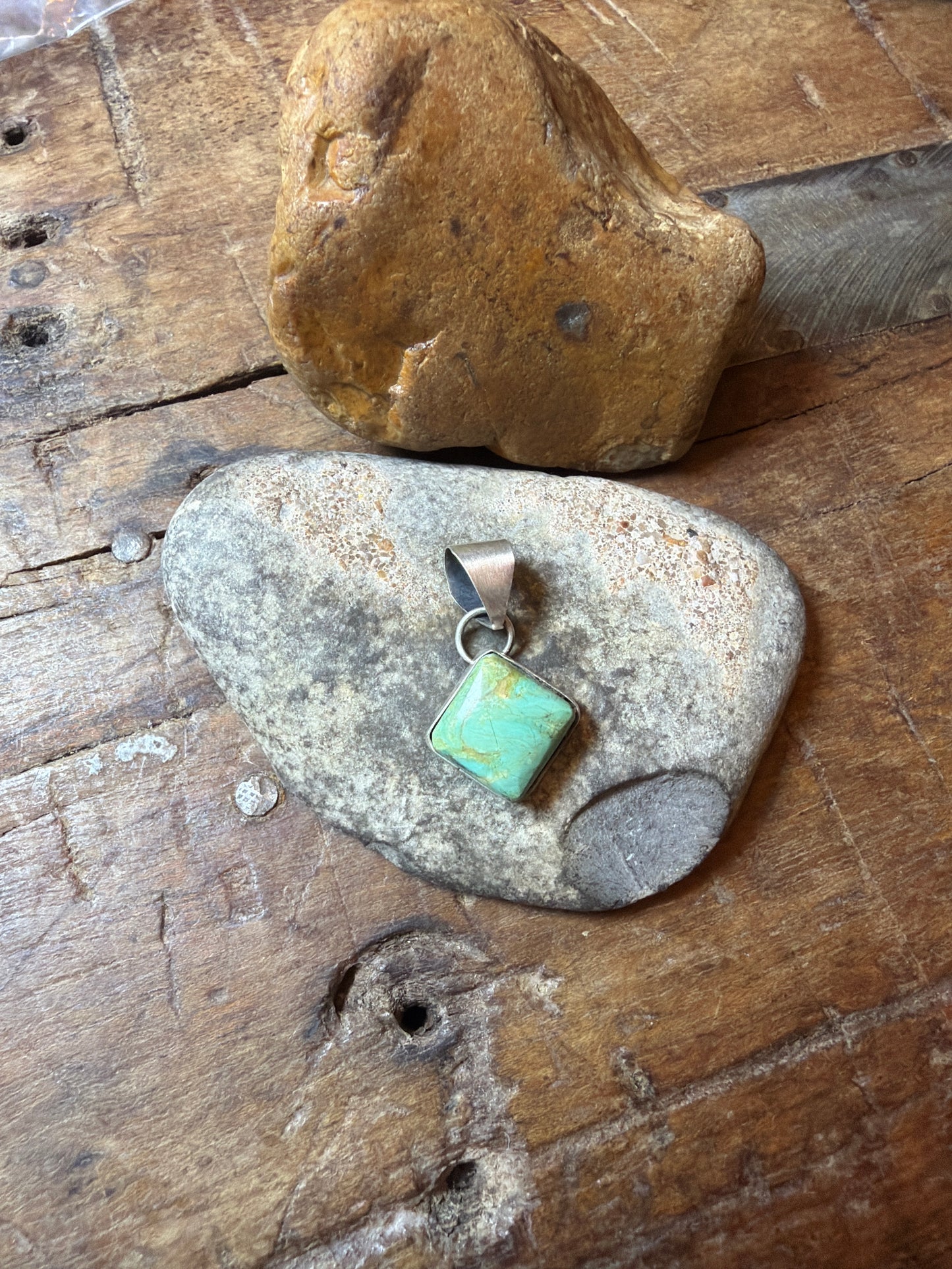 tanya-mini pendant