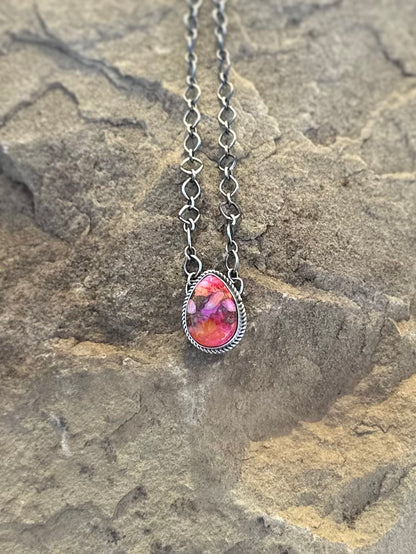 Small drop necklace