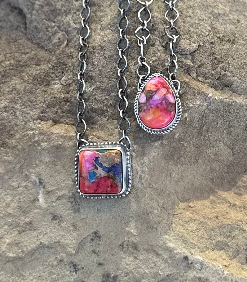Small drop necklace