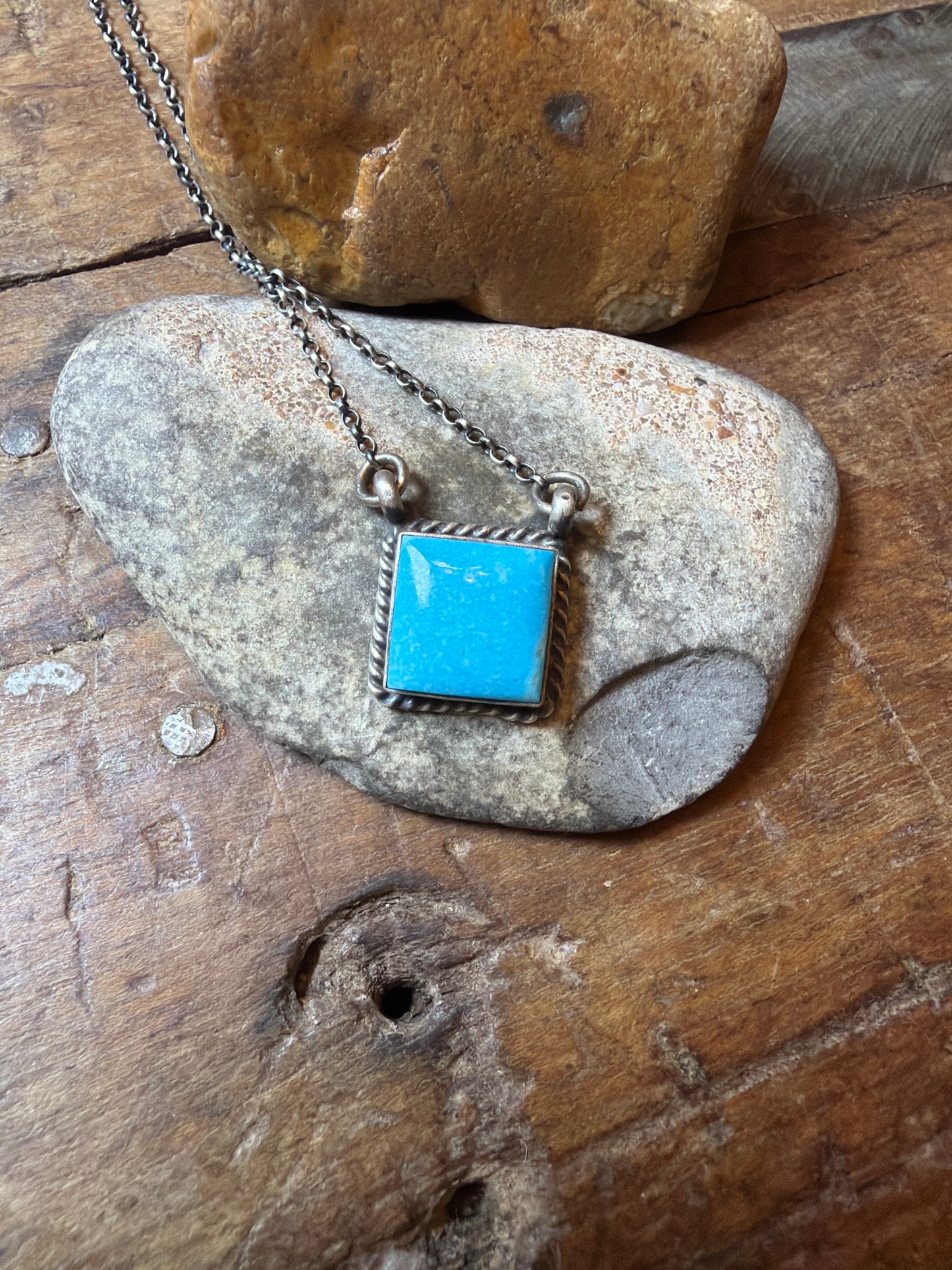 courtney-square necklace