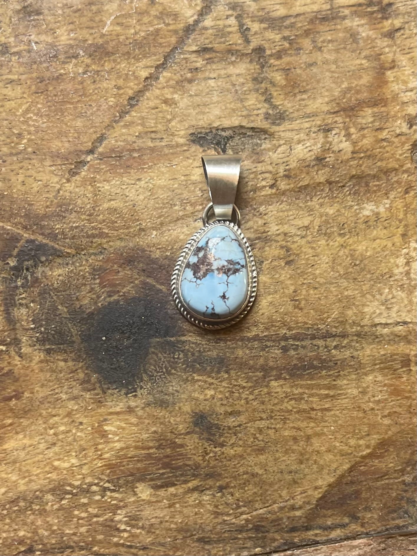 Jordyn hill mini golden hills pendant
