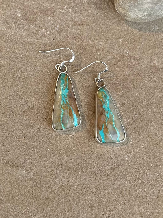 Boulder ribbon earring
