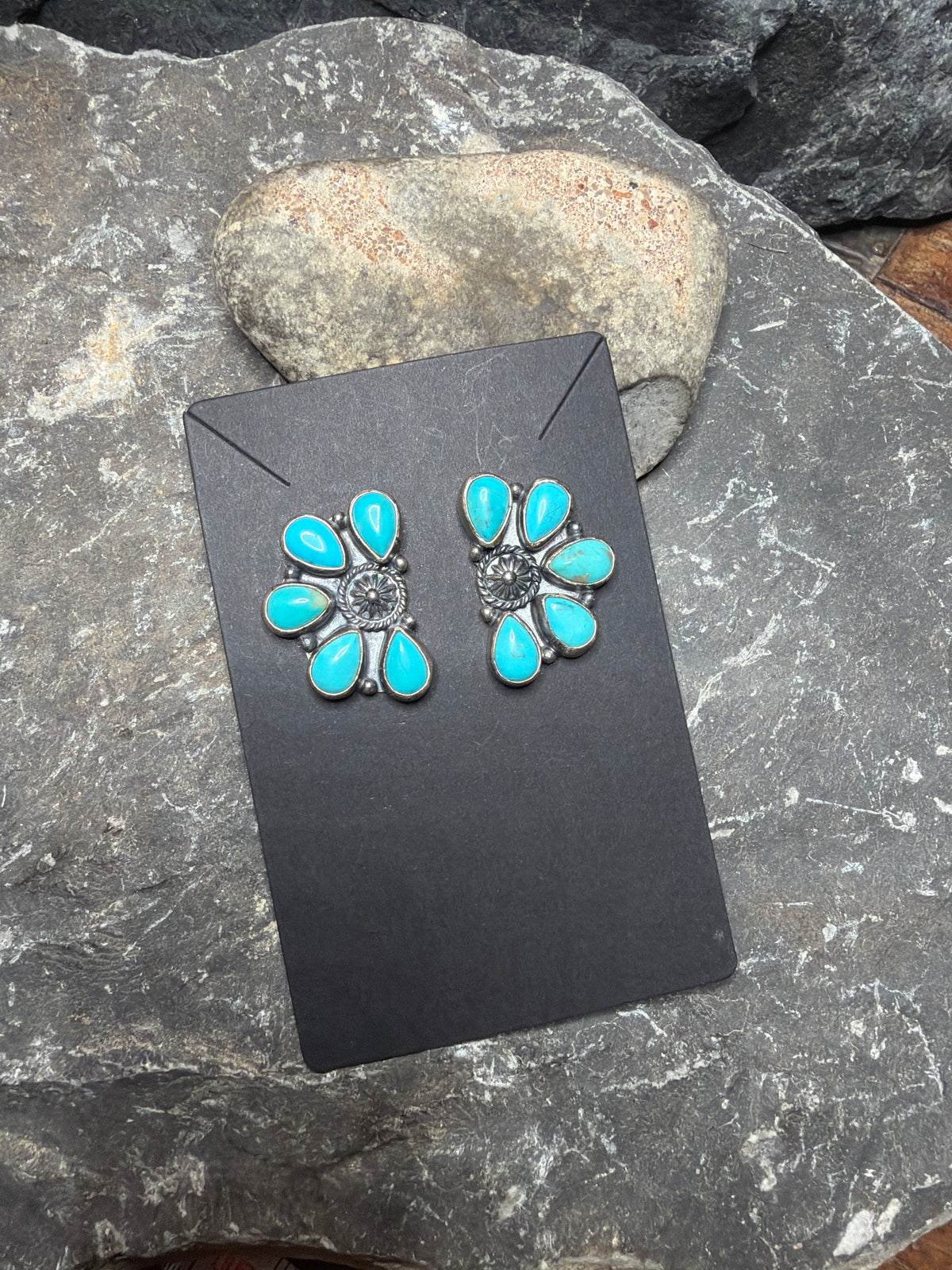 Nena half cluster earrings stamped