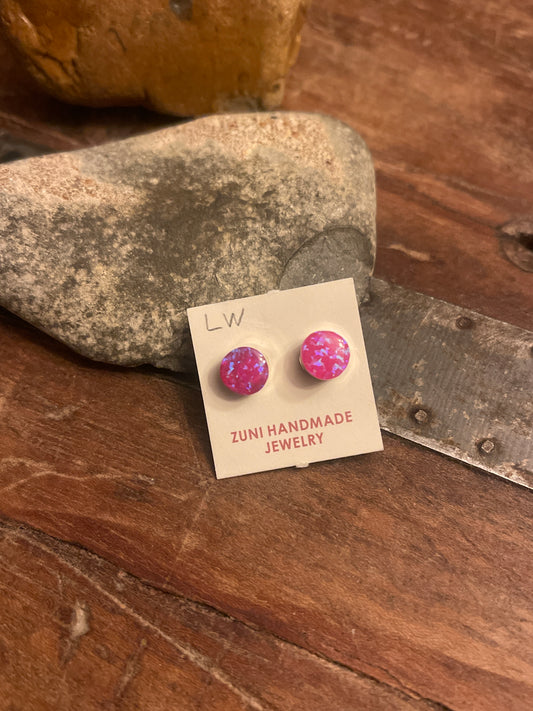 Lauren ward (winner) stud earring