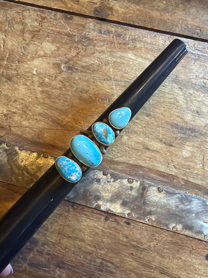 Vee four stone adjustable ring, stamped by the artist