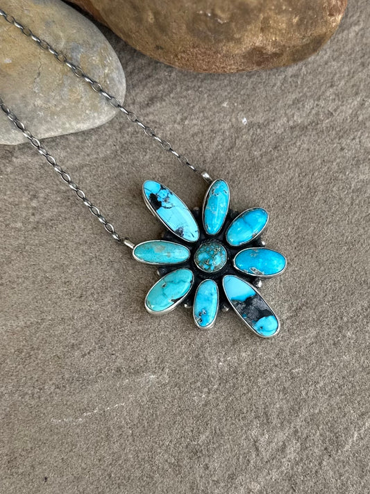 Cluster necklace