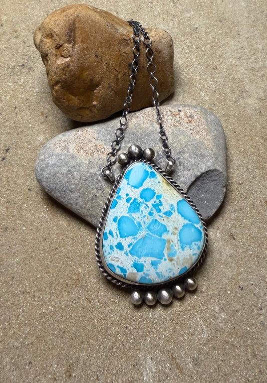 Vee - Sonoran Turquoise Necklace