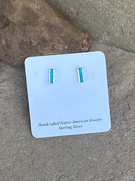 Turquoise stud earring