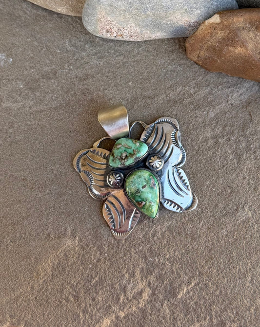 chimney butte pendant