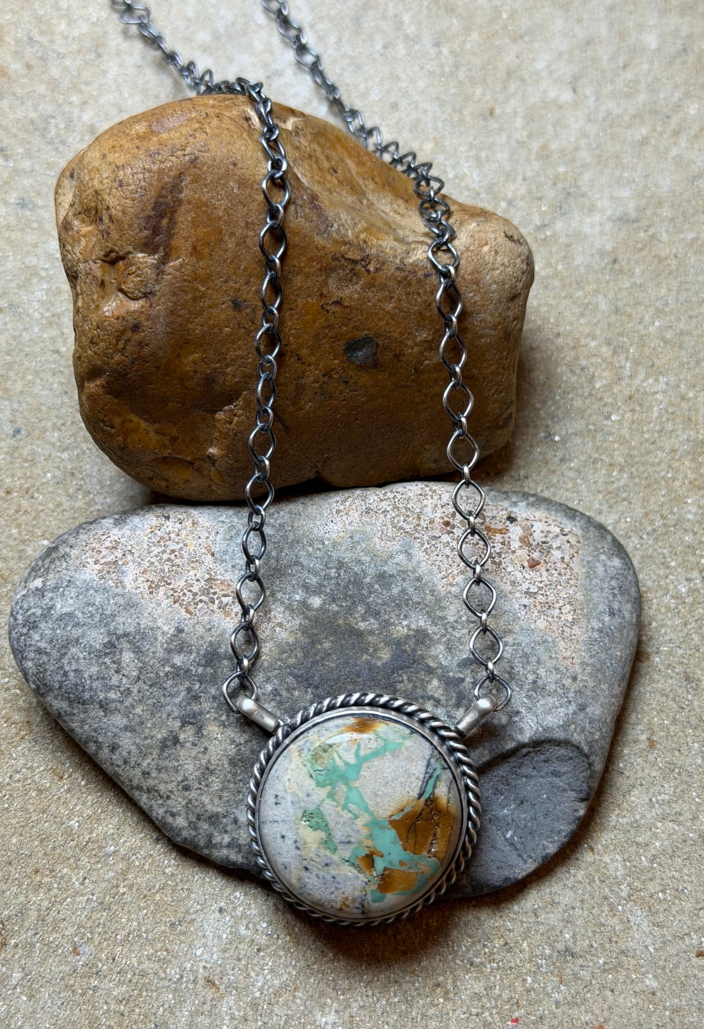 Lara - Turquoise Round Bar Style Necklace