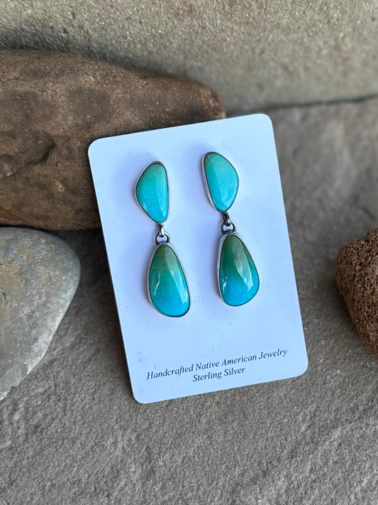 Two tone dangle