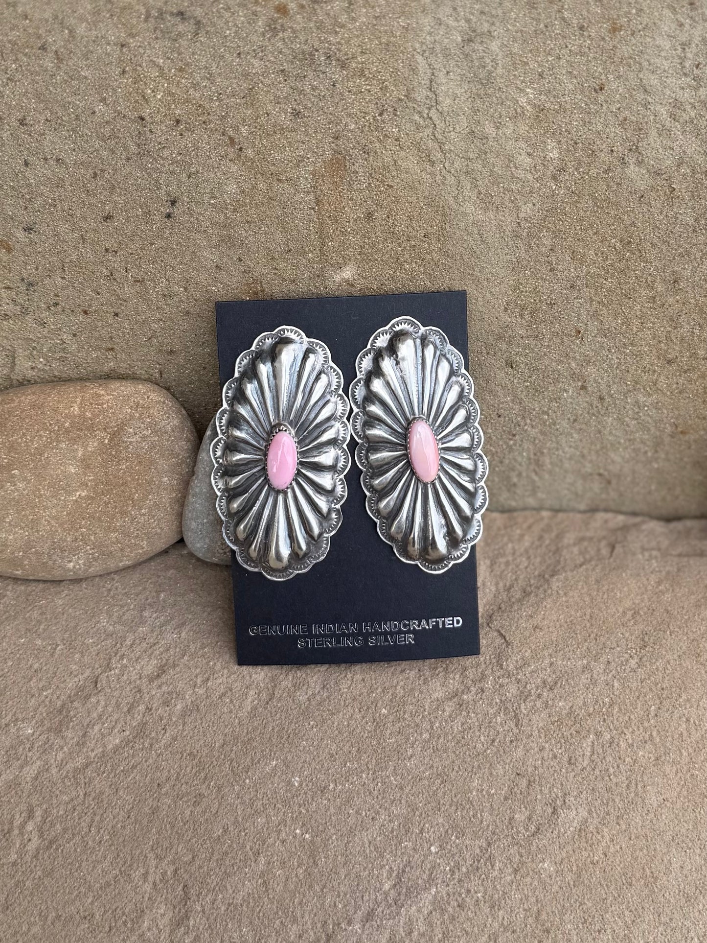 Rita Lee concho earring
