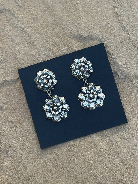 Federico Jimenez flower dangle joy