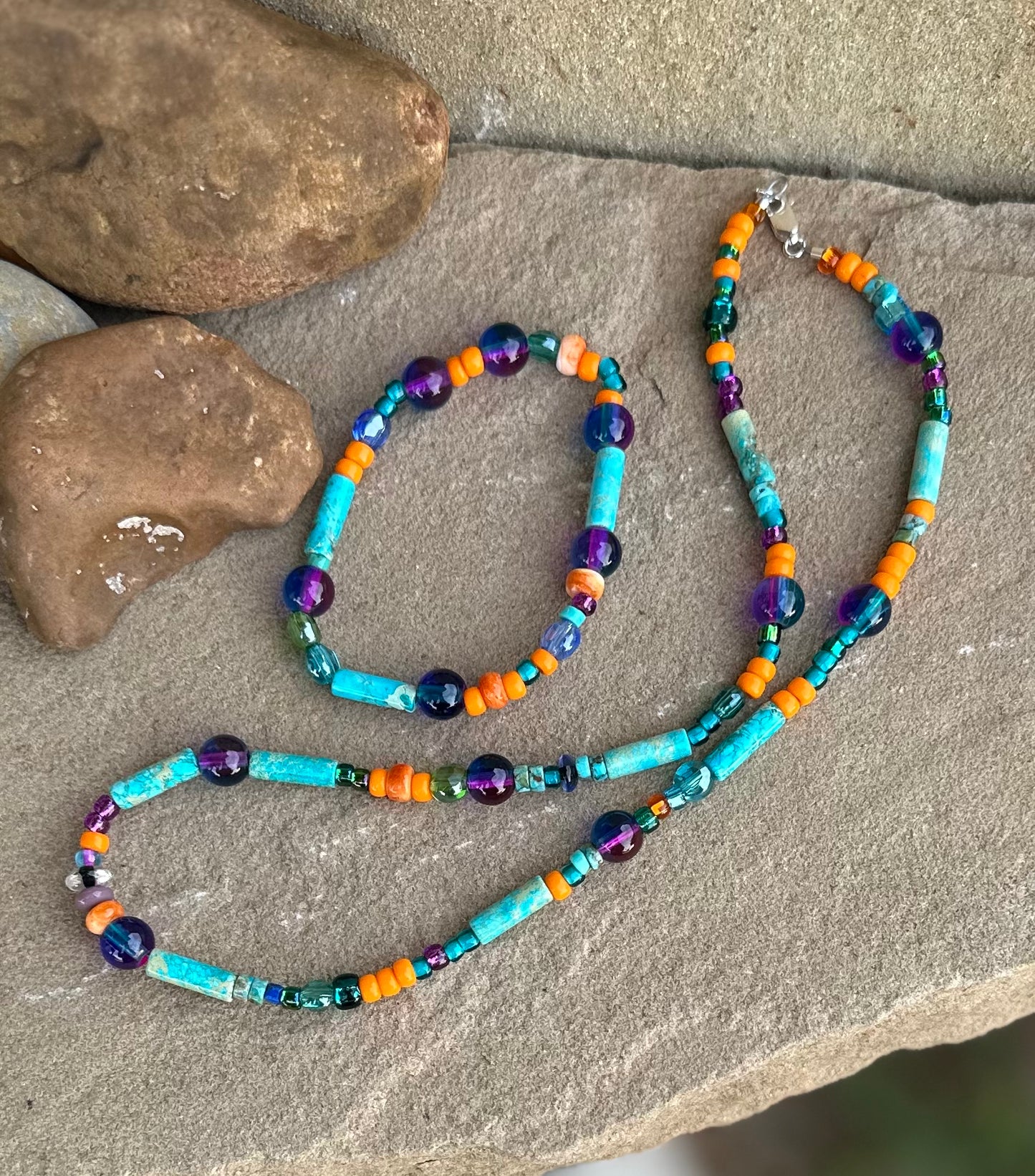 Multi bead necklace comes with complementary bracelet😜
