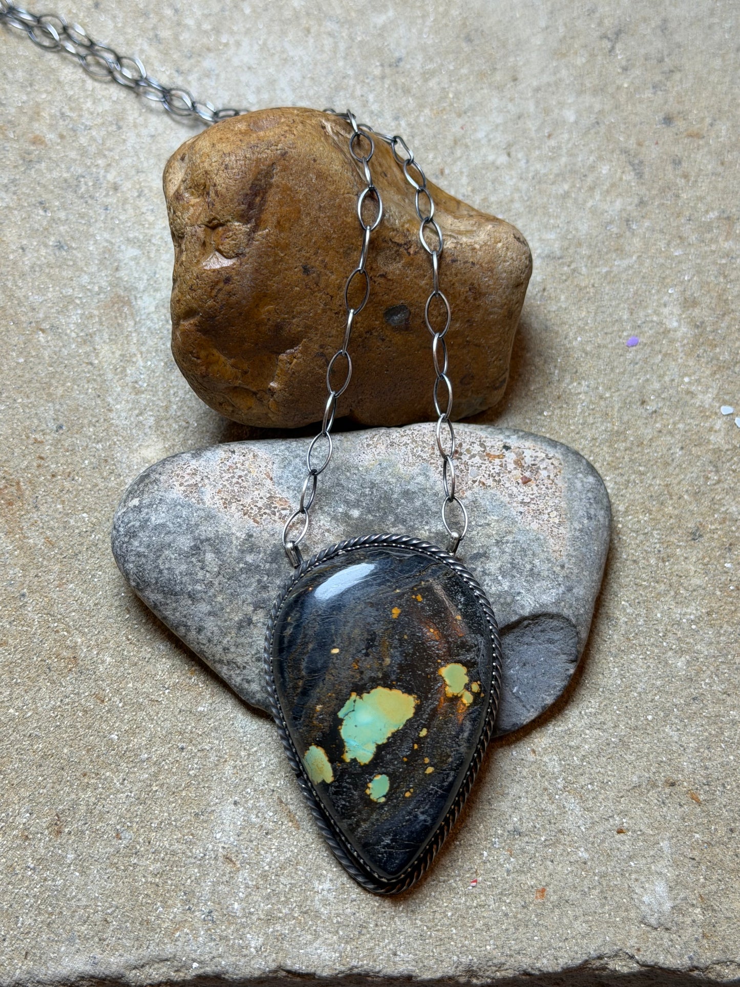 Vee - Blackjack Chunky Bar Style Necklace