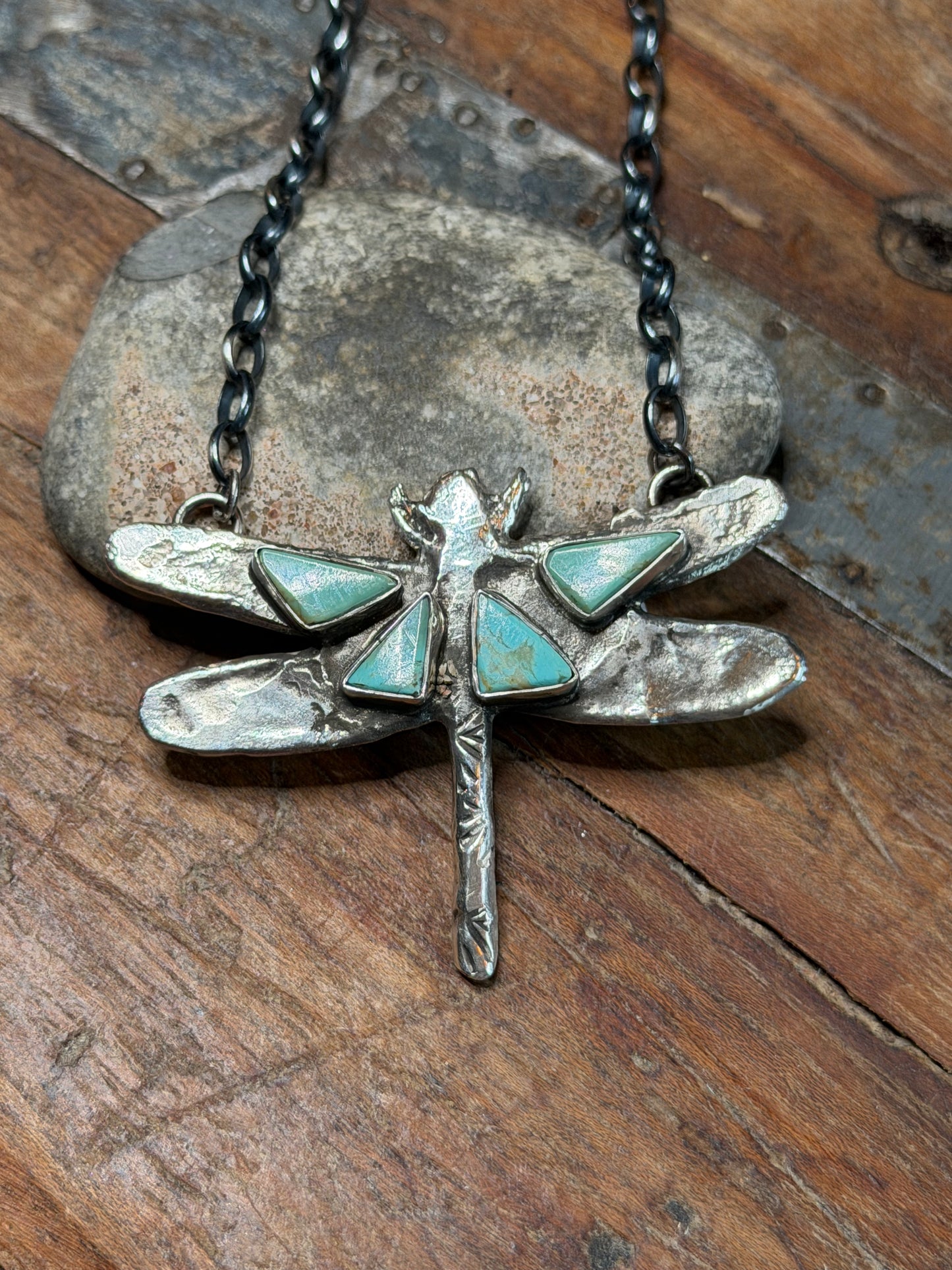 Hannah - Dragonfly Necklace w Turquoise Stones