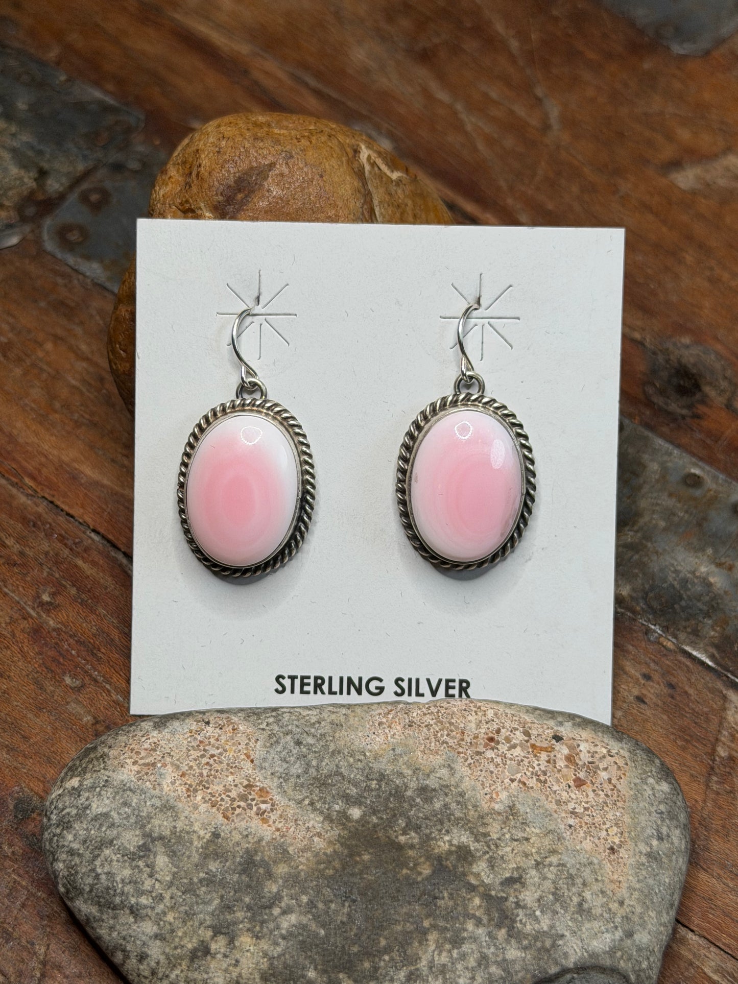 Westcoast - Pink Conch Dangle Earrings