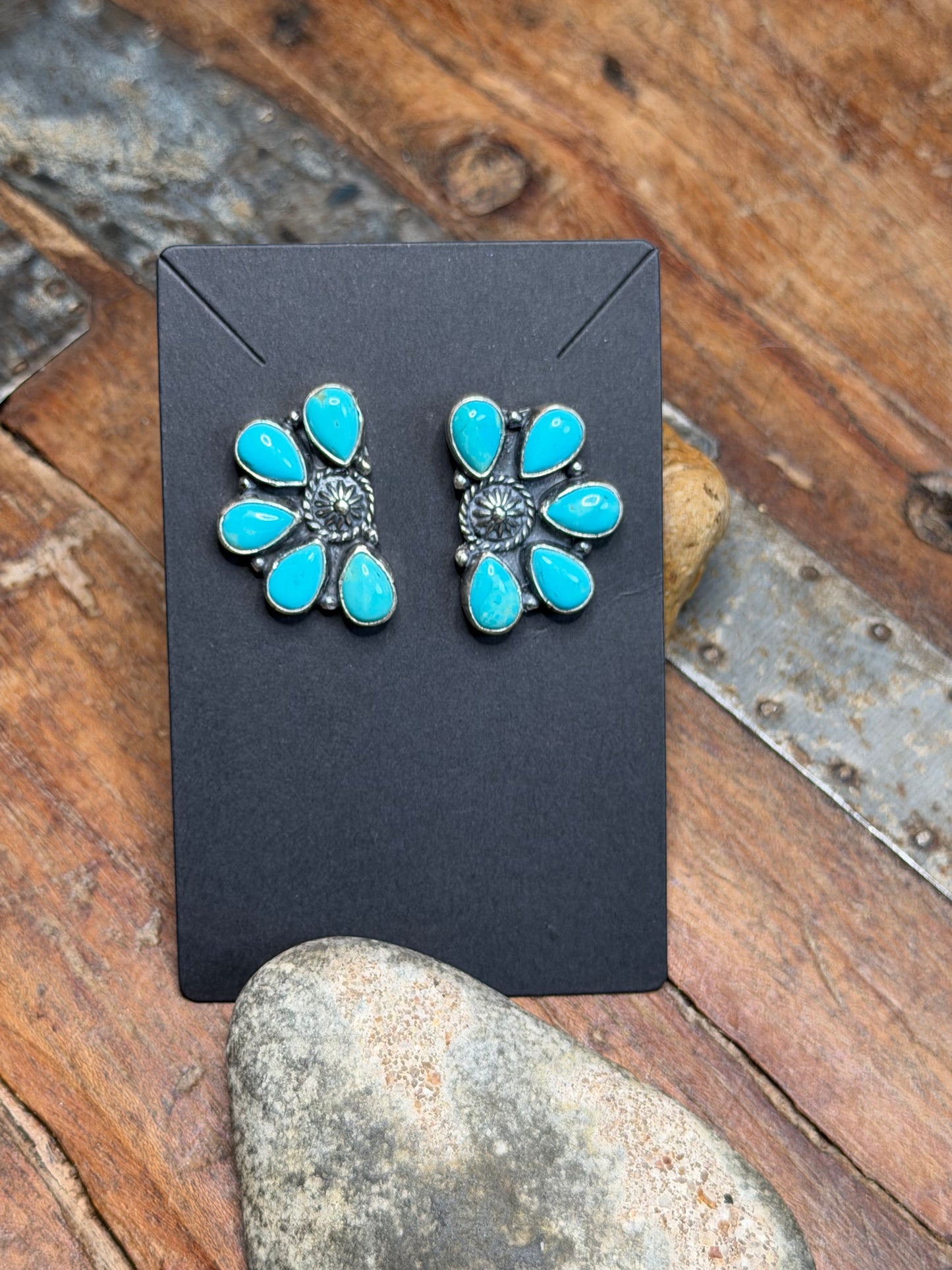 Ohio - Turquoise Half Cluster Earrings